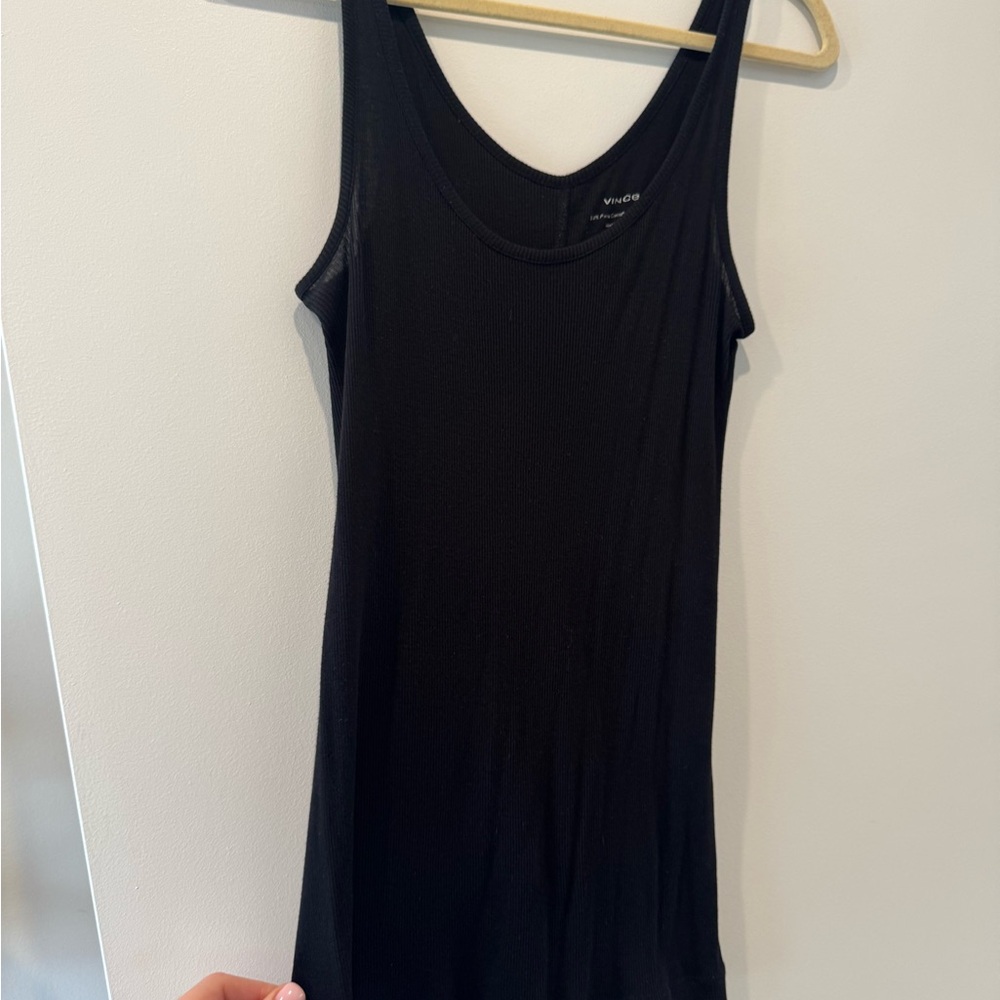 Vince Scoop Neck Tank- Medium